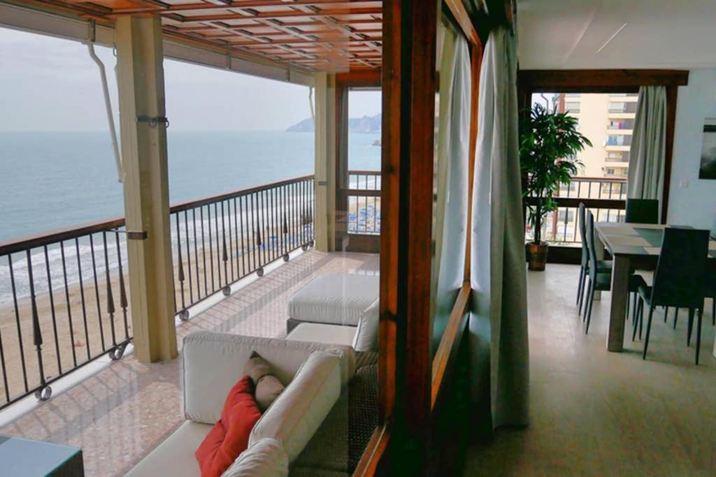 Levante Beach Front Of The Sea Estacha Benidorm Ngoại thất bức ảnh
