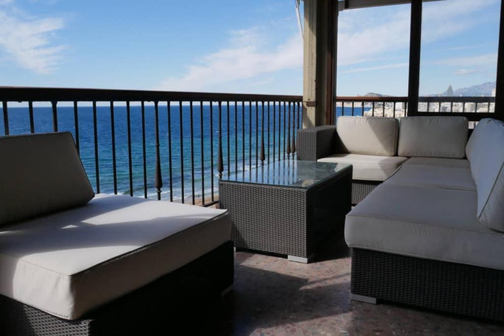 Levante Beach Front Of The Sea Estacha Benidorm Ngoại thất bức ảnh